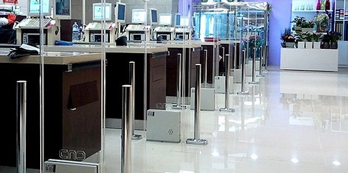 Прозрачные охранные ворота для магазина
