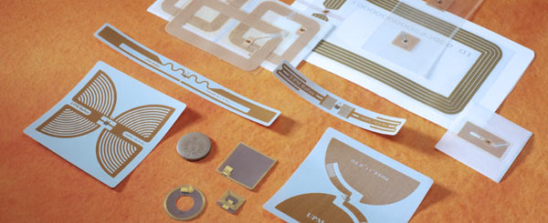 На RFID чипе записана информация, которая может переписываться  многократно